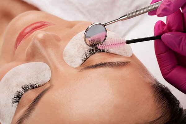 Best techniques for applying eyelash extensions for deep-set eyes
