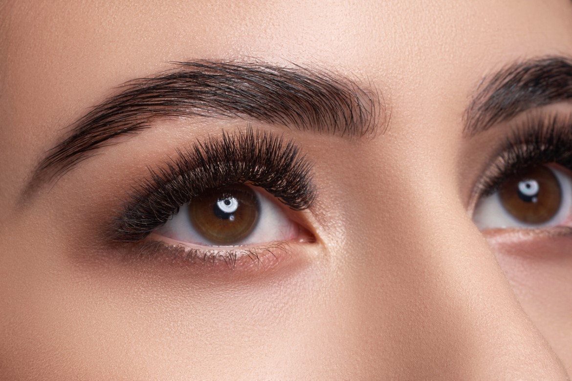 Taking care of lash extensions: details you should know