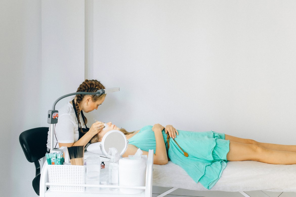 5 debunked myths about lash extensions