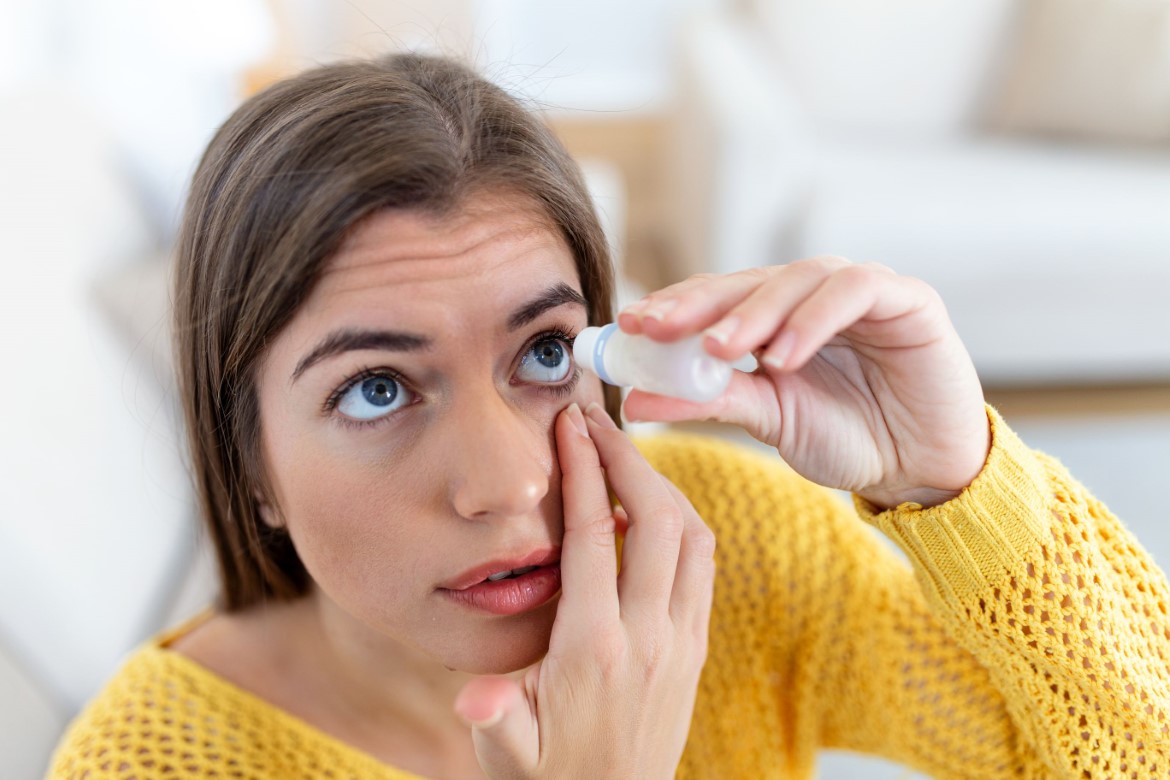 Allergies or rashes at lash extensions: how to protect your clients