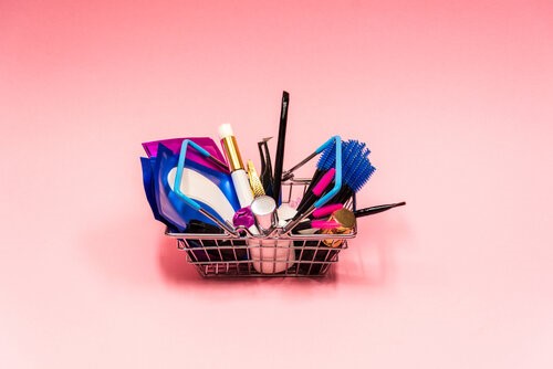 Tips for creating a kit for applying eyelash extensions