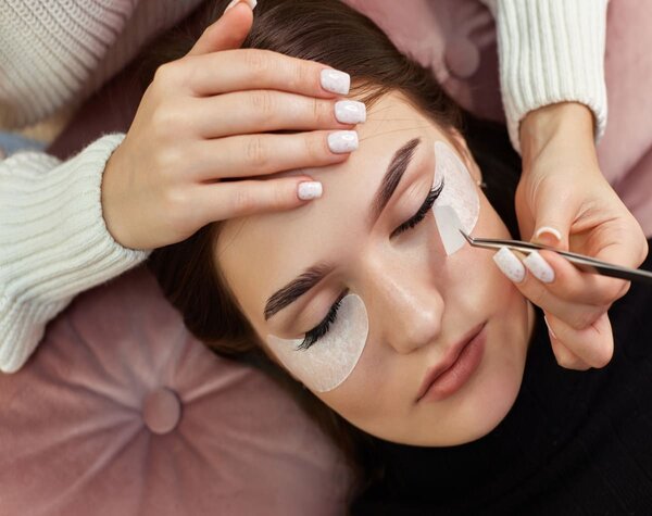 Best adhesives for eyelash extensions