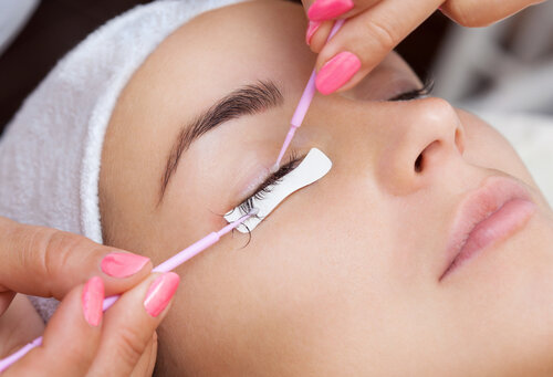 Cream remover vs gel remover for removing eyelash extensions